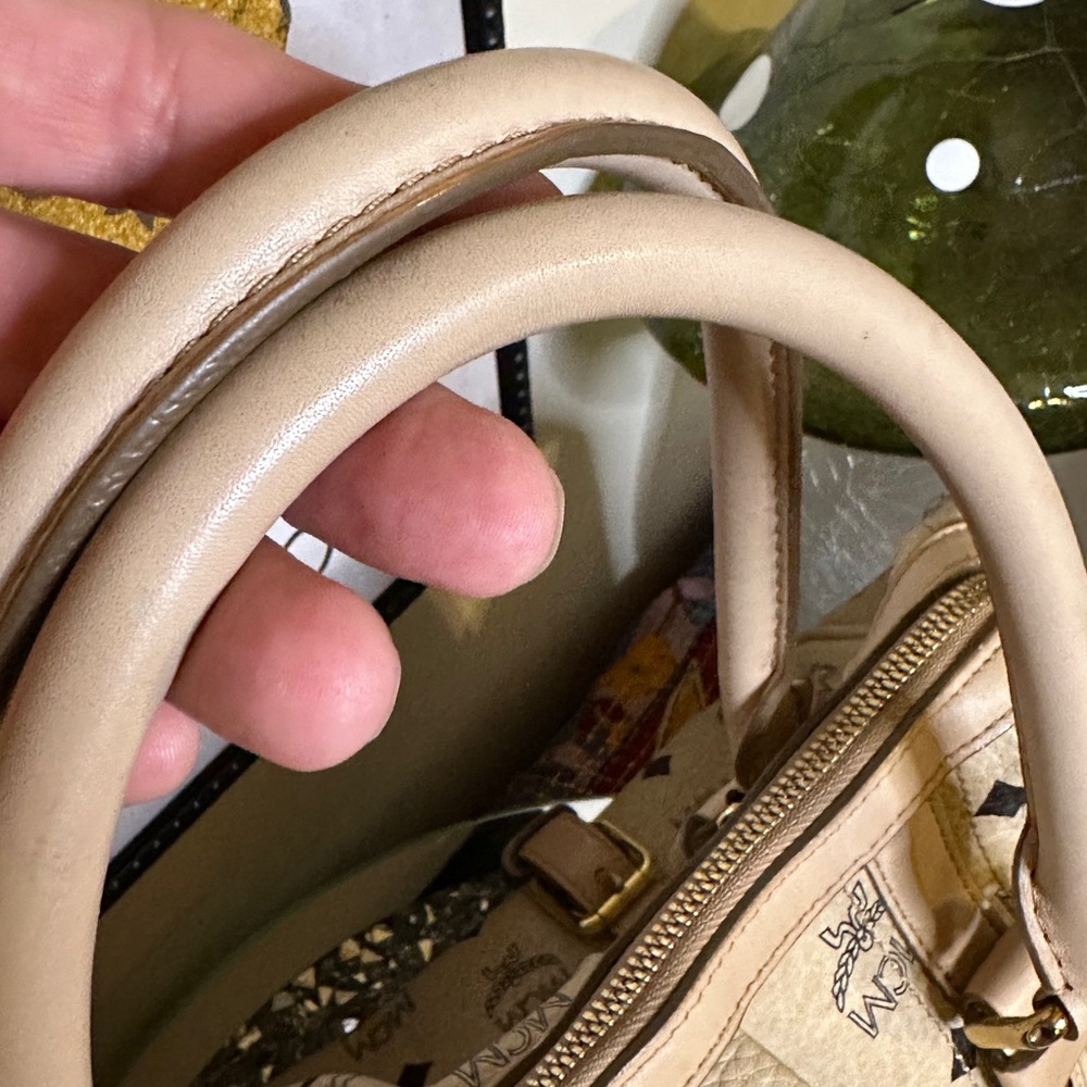 EUC - MCM Visetos Leather Boston Satchel With Lock and Key. - Picture 16 of 16